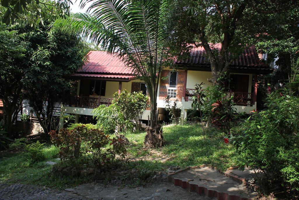 Baan Suan Sook Resort Praia de Chaweng Quarto foto